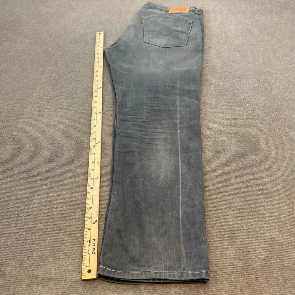 Levi's Jeans Men 36‎ Fits 37x31 Faded Gray 541 Denim Distressed Straight Fit